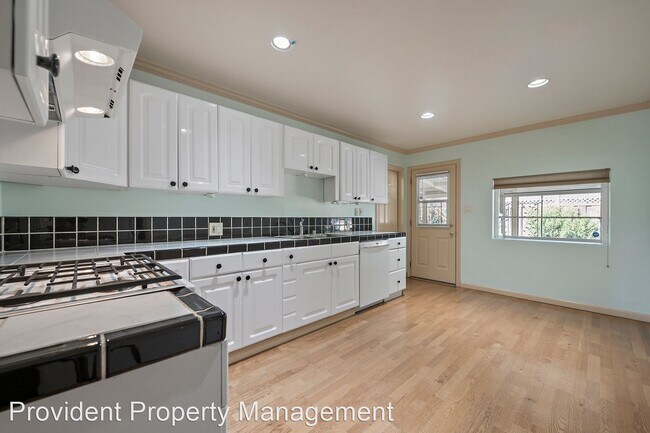 Foto del edificio - 3 br, 2 bath House - 1443 Blackstone Avenue