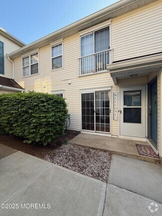 Building Photo - 526 Tivoli Ct
