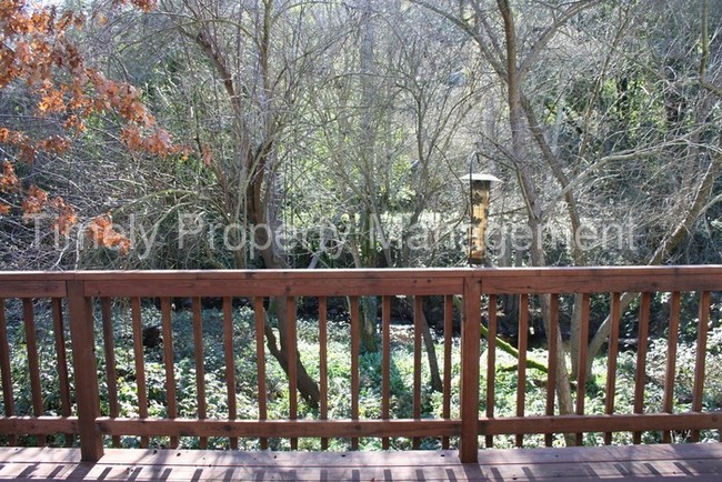 Building Photo - $2260 3 bed 2.5 bath in Rincon Valley!