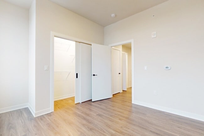 Interior Photo - Roxford at The Crosswalks