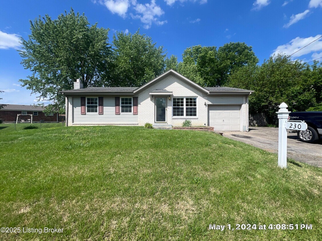 Primary Photo - 230 S Circlecrest Dr