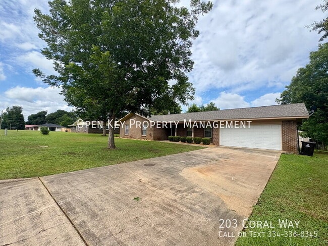 Building Photo - 203 Coral Way