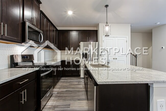 Building Photo - 2091 Avalon Rdg