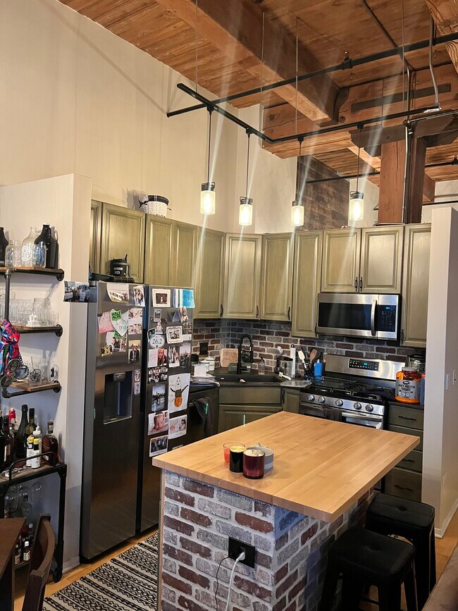 Foto del edificio - 1500 W Monroe St