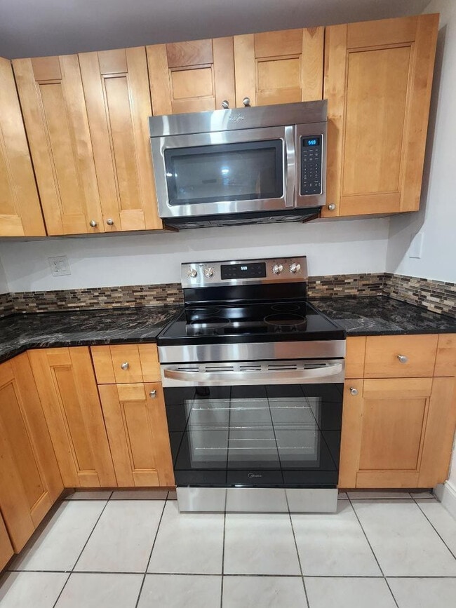 Foto del edificio - 4384 NW 9th Ave