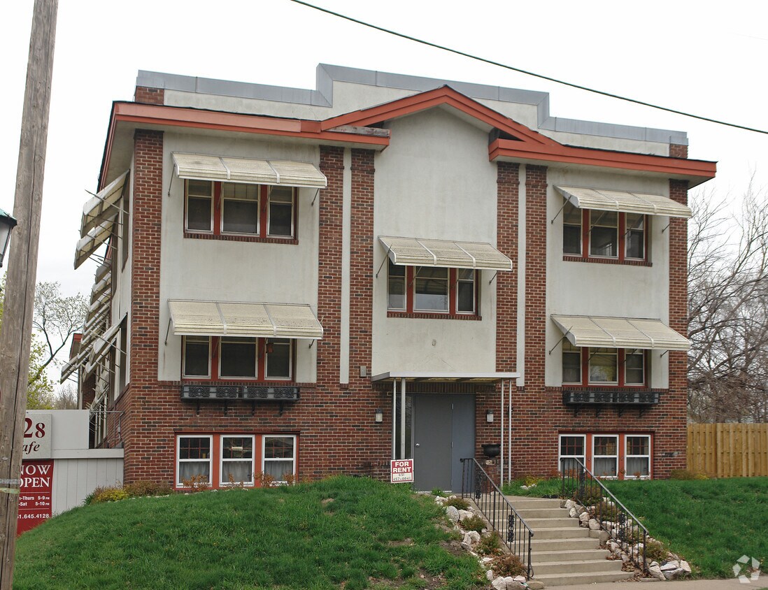 Building Photo - Laurel Flats
