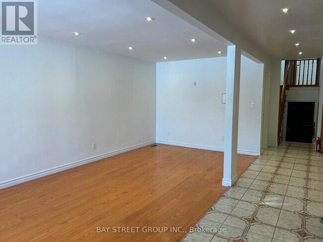 Building Photo - 84 Burnt Bark Dr