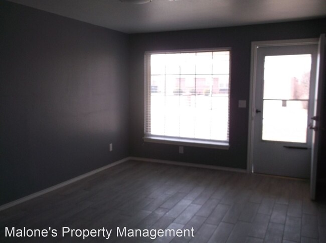 Building Photo - 3 br, 1.5 bath House - 4312 Spiva Dr