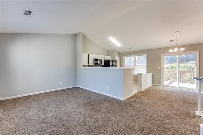 Building Photo - 202 Creel Chase NW