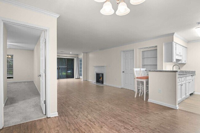 Foto del edificio - 3115 Pine Heights Dr NE
