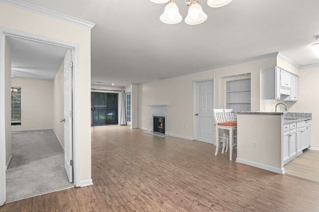 Photo - 3115 Pine Heights Drive Northeast Apartment