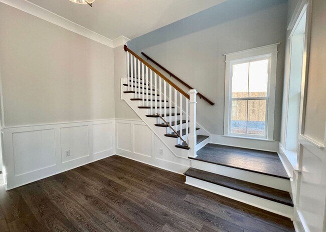 Building Photo - Available 7/15. Fabulous, newly constructe...