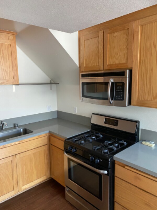 Foto principal - 3627 Dunn Dr