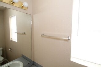 Building Photo - 4506 Jeff Scott Dr