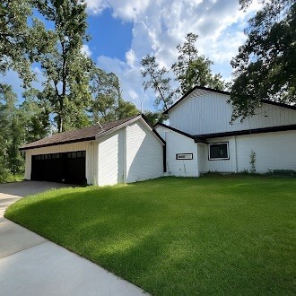 Primary Photo - 6123 Northway Dr