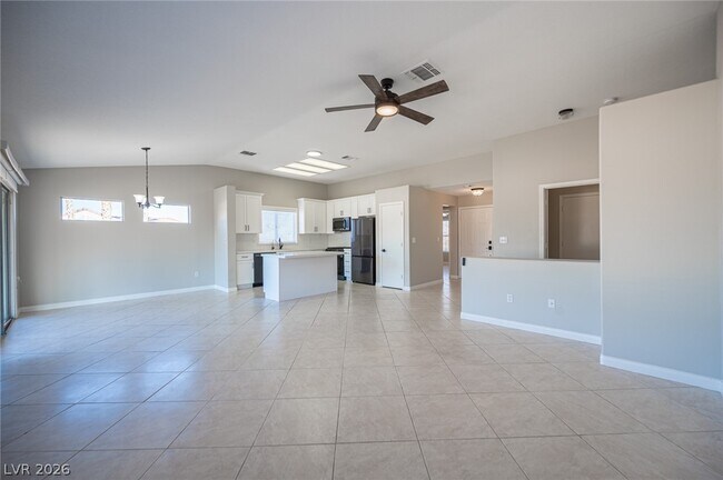 Foto del edificio - 2052 Poppywood Ave