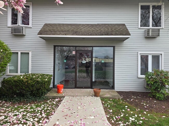 Foto del edificio - 103 Florence Rd