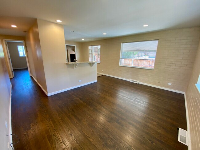 Foto del edificio - 2025 Irving St
