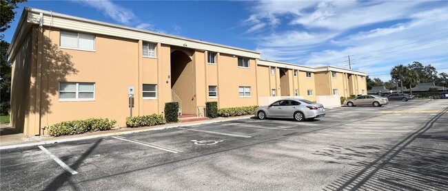 Building Photo - Charming 2-Bedroom, 2-Bathroom Condo in As...