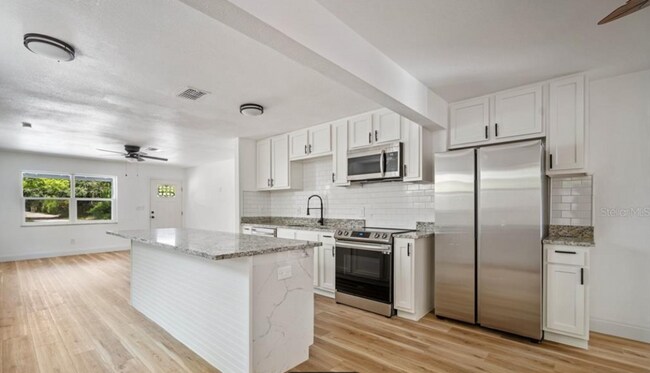 Foto del edificio - 3700 14th St N