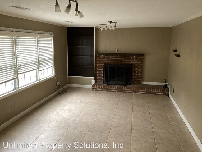 Building Photo - 3 br, 2.5 bath House - 505 Longleaf Acres ...