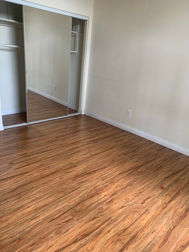 dormitorio - 17837 Sherman Way