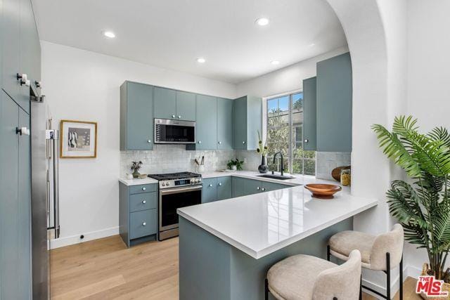 Foto del edificio - 14234 Dickens St