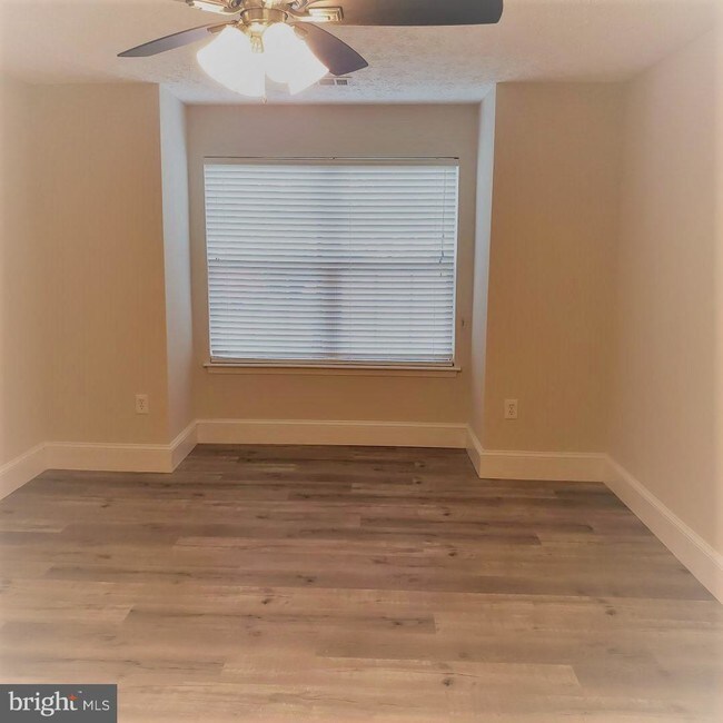 Building Photo - 3708 Excalibur Ct