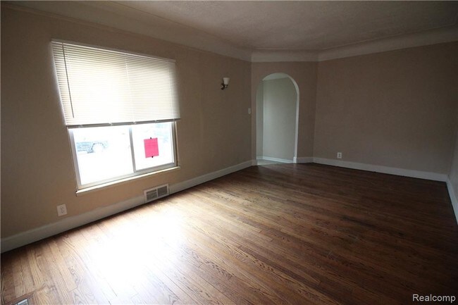 Foto del edificio - 1681 Lafayette Blvd