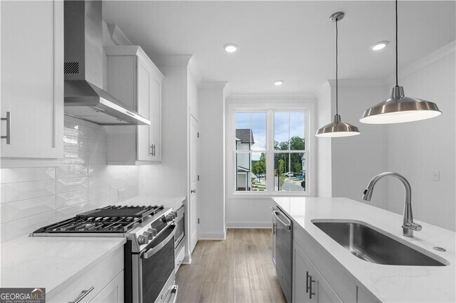 Foto del edificio - 5430 Howington Ct