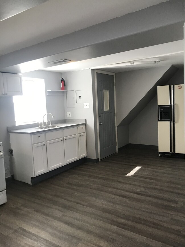 Foto del edificio - 4438 S Honore St