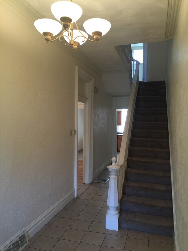 Foto del edificio - 410 Morrow Ave