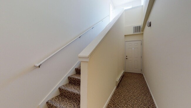 Building Photo - 3034 E Stillwater Landing