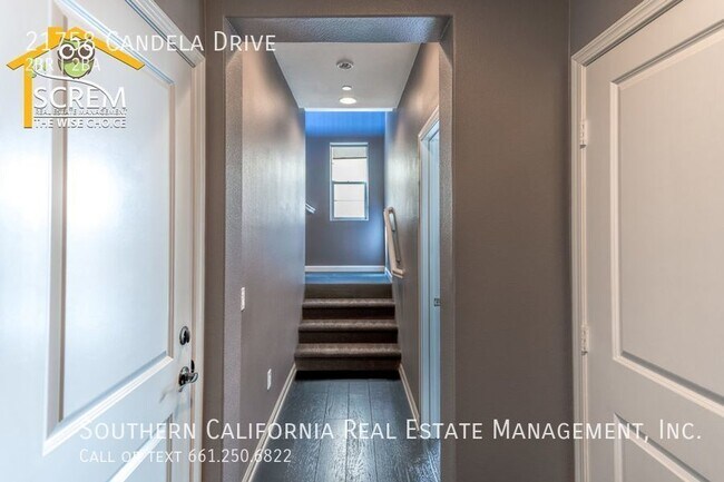 Foto del edificio - Two bedroom home in Villa Metro Gated Comm...