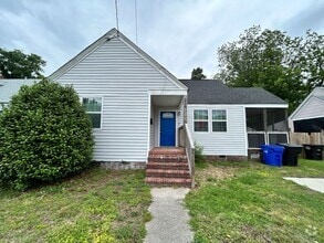 Building Photo - 236 Sandpiper Dr