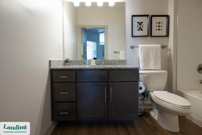 Foto del edificio - 340 W 25th St