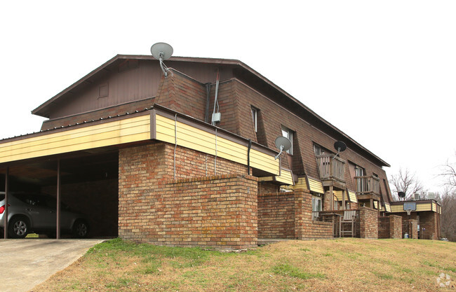 Foto del edificio - Hilltop Apartments