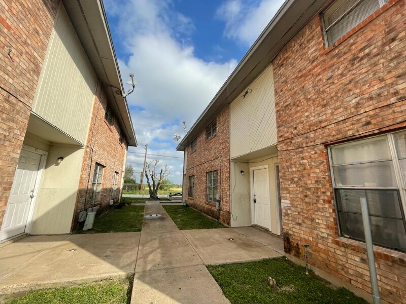 712 E Sugarcane Dr, Weslaco, TX 78599 Townhome Rentals in Weslaco TX