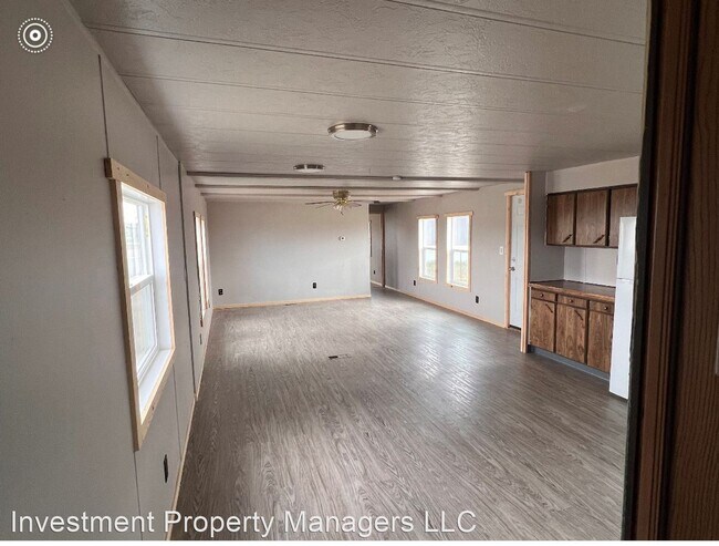 Building Photo - 2 br, 2 bath House - 1351 Eisenhower Ave.