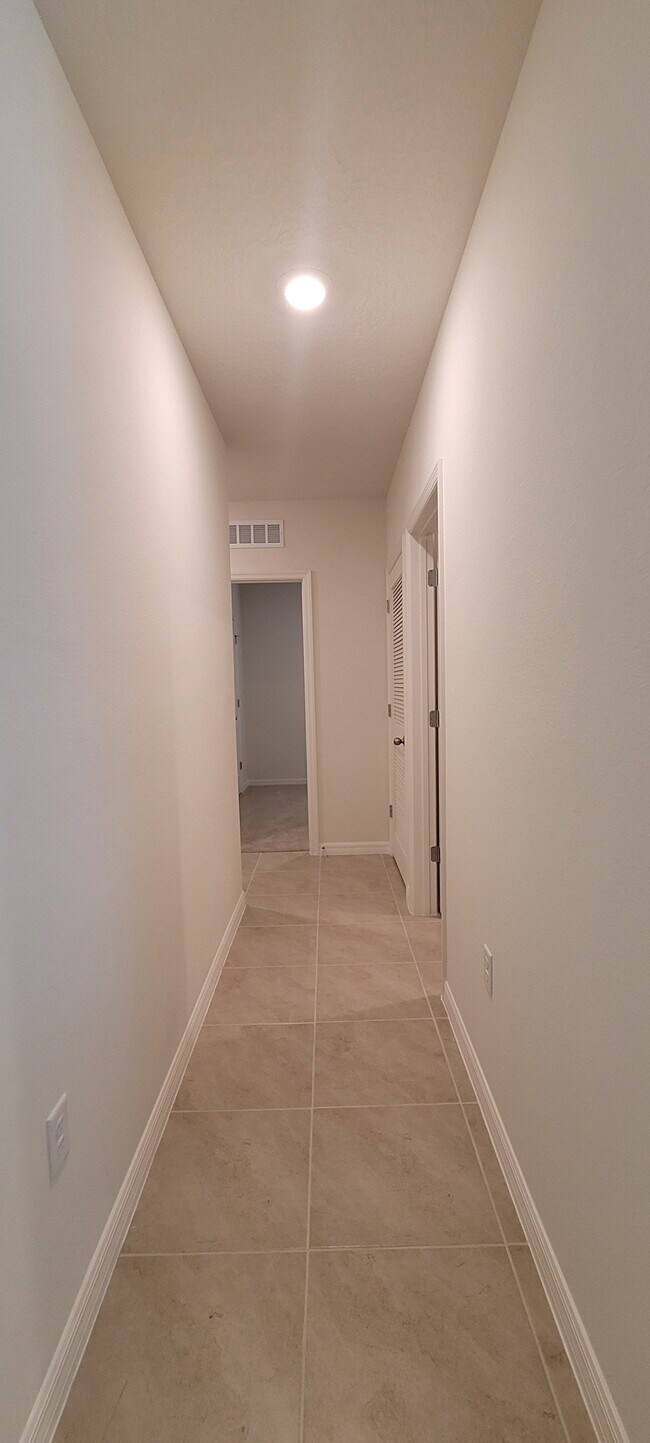 Foto del edificio - 316 Pelham Park Dr