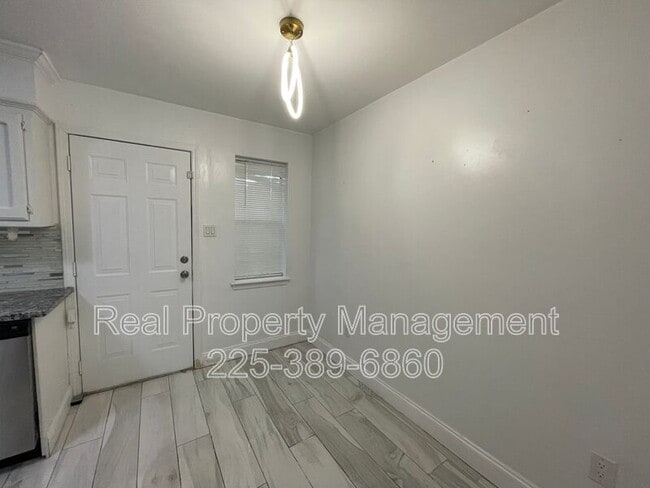 Building Photo - 1511 Cristy Dr