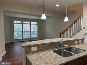 Building Photo - 908 Hall Station Dr