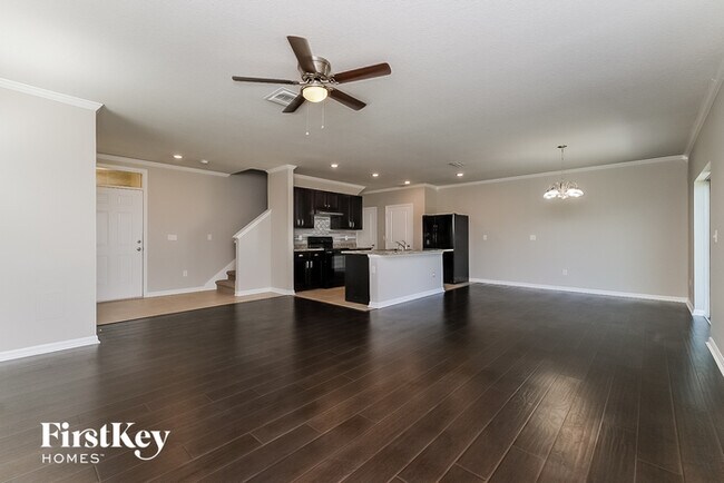 Building Photo - 7938 Pelican Reed Cir