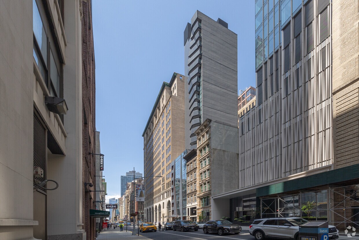 Foto principal - 7-9 E 30th St