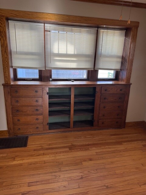 Building Photo - 301 Allen St