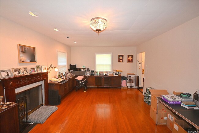 Building Photo - 36 Bellingham Ln