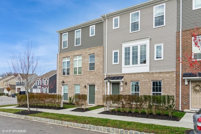 Photo - 210 Gress Rd Townhome