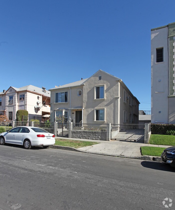 Foto del edificio - 1180 N New Hampshire Ave