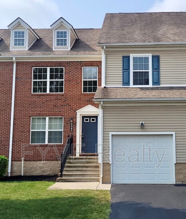 Building Photo - 6445 Walnut Fork Dr