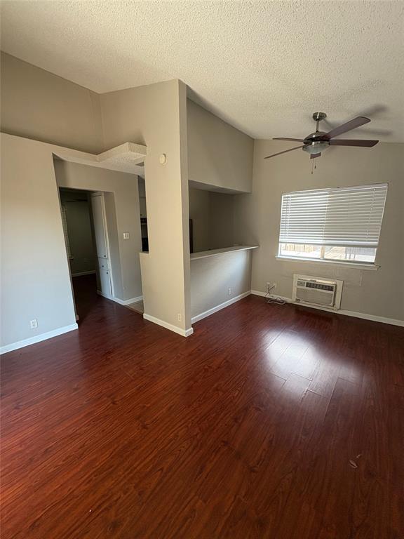 Foto del edificio - 4314 Gillis St